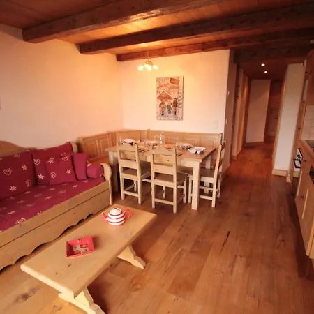 아파트 Confortable Aux Saisies - 4/6 Pers, 38m², Sud, Balcon - Fr-1-293-197 오틀루스